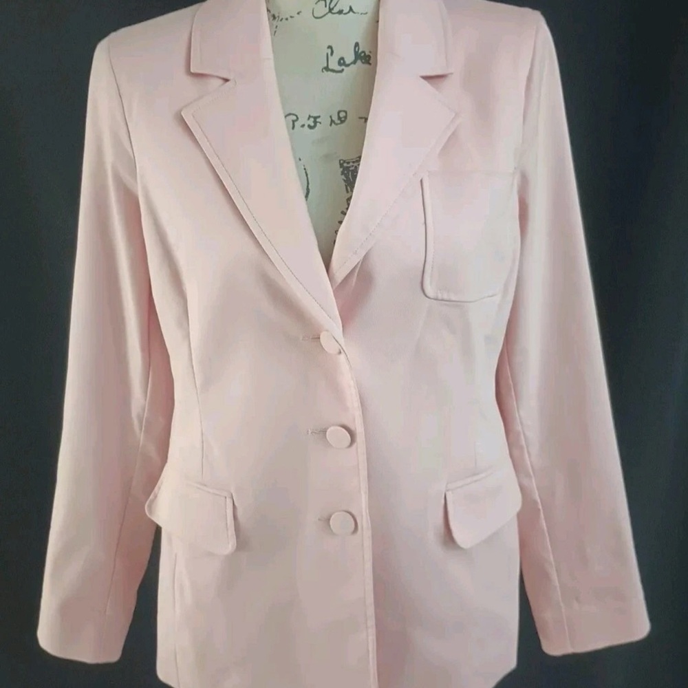 Elegant Pink Women's Blazer